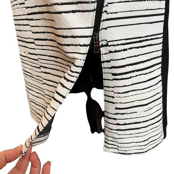 Julia Jordan Dress Size 14 Black White Stripe Knit Sheath Cut Out Back Zipper - Picture 9 of 14